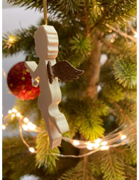 Ahorn Engel mit Rostflügel Fliegender Engel hängt einen Kristall auf - aus Ahornholz mit Edelrost Flügel - Christbaumschmuck zum