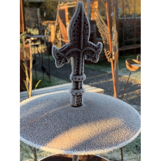 Vogel Deko Vogel Futterstelle mit Dach als Gartenstecker 140 cm hoch Diese elegante Vogelfutterstelle kannst Du als Vogeltränke 