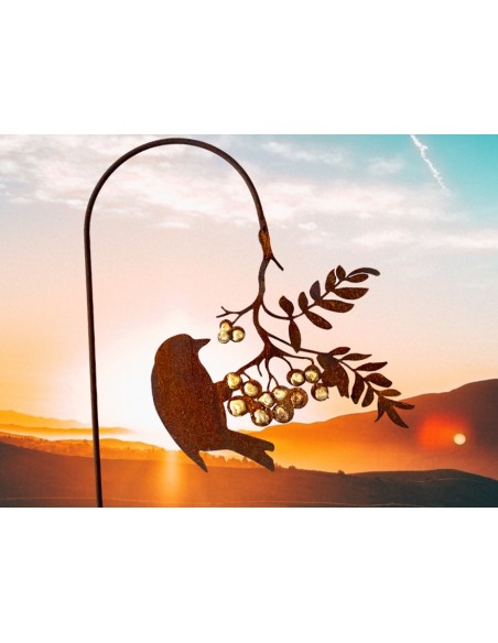 Vogel Deko Goldbeerenast mit Vogel hängend als Gartenstecker Höhe 120 cm 
Höhe 22 cm
Breite 22 cm
zzgl. Stab 120 cm
Verziert