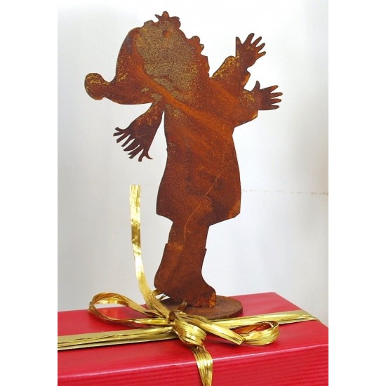 Weihnachtsdeko Aussen Winterfigur Deko Junge Benjamin Höhe 19 cm 
Unser Benjamin wartet auf den Weihnachtsmann, Freudig greift 