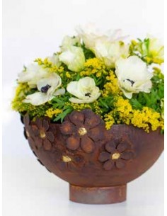 Pflanzgefäße + Schalen + Kronen Rost - Halbkugelschale mit Goldblüten - Blütentraum 
Edelrostschale mit Messingblüten
Durchmes