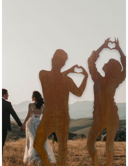 Menschen und Silhouetten Lebensgroße Figur - Tom - Hände bilden ein Herz - 184 cm hoch 
Lebensgroße Silhouette eines Mannes Tom