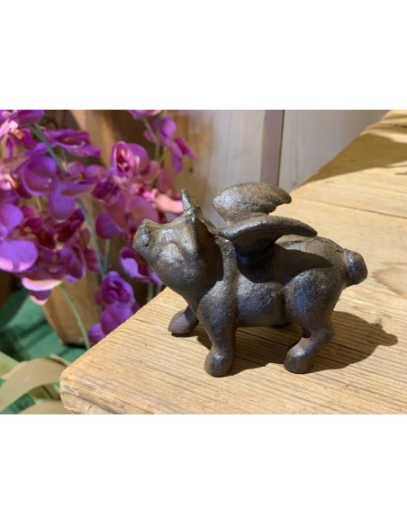 Neuheiten Gerry's Garden fliegendes Glücksschwein aus Gusseisen - 10 cm lang Unser lustiges Gusseisen Glücksschwein bringt allen