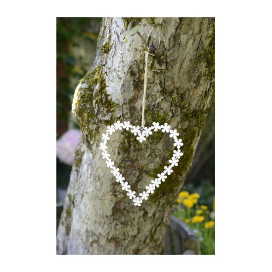 Herzige Dinge - Edelrost Dekoherzen Blumenherz Madita zum Hängen - Höhe 15 cm Herzhänger Madita 
Dieses verspielte Herz ist umr