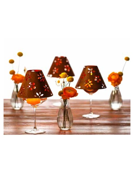 ausgefallene Tischdekoration  Weinglas Lampenschirm - FLowery - 12 cm hoch 
Upcycling alter Weingläser mit diesen Weinglas-Lamp ausgefallene Tischdekoration  Weinglas Lampenschirm - FLowery - 12 cm hoch 
Upcycling alter Weingläser mit diesen Weinglas-Lamp