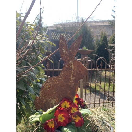 Hasen Süßer Deko Osterhase als Gartenstecker - Höhe 22 cm Dieser süße Osterhase kann einfach in das Erdreich gesteckt werden und