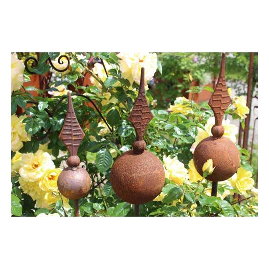 Rosenstäbe Metall und Rost Rosenstab Kugel mit Lilienspitze - Höhe 170 cm Rankstab 
Höhe 170 cm
klimaneutrale Herstellung - na