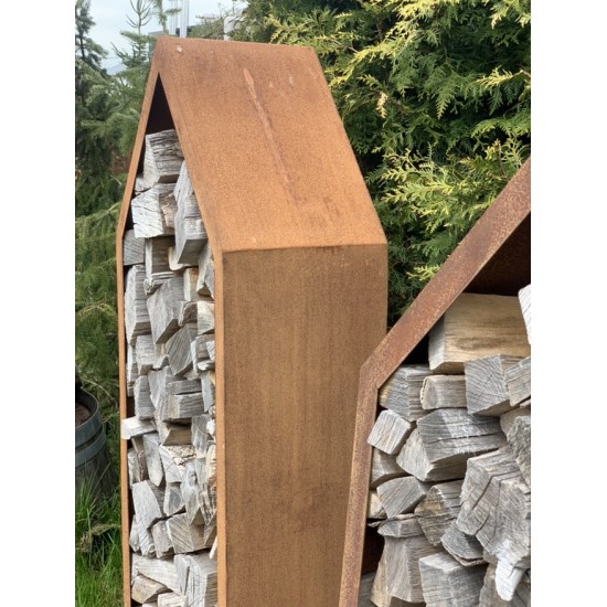 Kaminholzregale und Herzen Schlichter Haus Kaminholz Stapler - Höhe 149 cm - klein 
Kaminholzregel aus Metall in Form eines Hau
