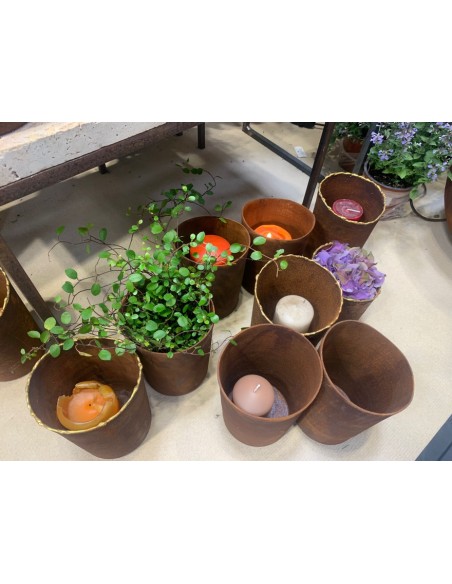 Pflanzgefäße + Schalen + Kronen Edelrost Topf - ungleichmäßiger Rand - Höhe 13 cm - Ø 12 cm - zum Stellen Edelrost Topf mit ungl Pflanzgefäße + Schalen + Kronen Edelrost Topf - ungleichmäßiger Rand - Höhe 13 cm - Ø 12 cm - zum Stellen Edelrost Topf mit ungl