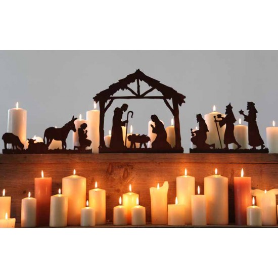 Weihnachtsdeko Krippenszene mitte, heilige Familie , eckige Platte, Figurenhöhe Josef  17 cm 
Krippenszene Mitte, heilige Famil