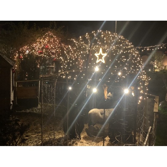 lebensgroße Krippenfiguren aus Metall für den Garten 180 cm hohe lebensgroße Krippenfiguren - Christkind - Maria - Josef - Kripp