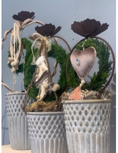 Deko Ringe Drahtring mit Rose klein zum stecken - Ø 20 cm 
Durchmesser 20 cm
Höhe 38 cm
 2