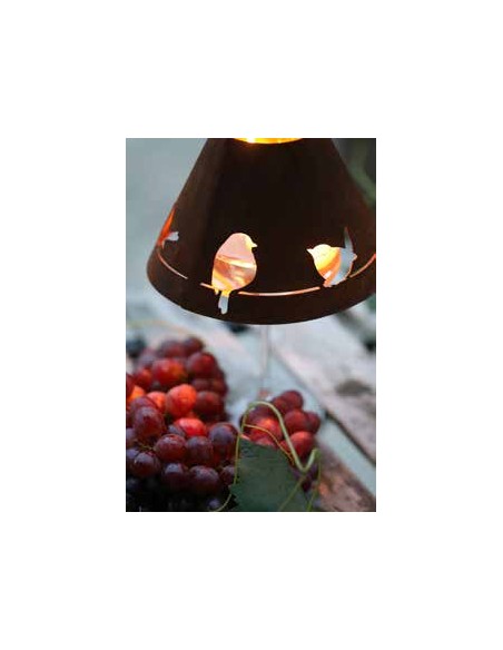 Frühlingsdeko Weinglas Lampenschirm - Birdy Weinglas Lampenschirme bringen neuen Schwung in alte Weingläser
Eine hübsche Idee f