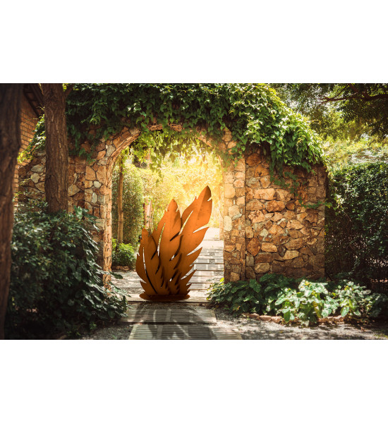 Metall Skulptur aus 3 großen Federn - Höhe 136 cm