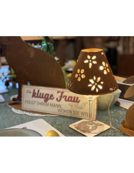 Schöne ♥ Sprüche Schild - Die kluge Frau folgt ihrem Mann wohin sie will 
Spruch: Die kluge Frau folgt ihrem Mann wohin sie wil