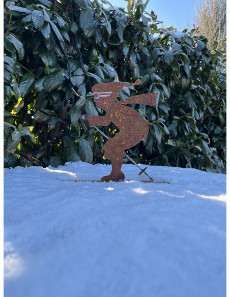 Allgäu Deko Dekofigur Skifahrer 20 cm hoch  (klein) 
Skifahrer in Edelrost
Höhe ca. 20 cm
Breite ca. 20 cm
