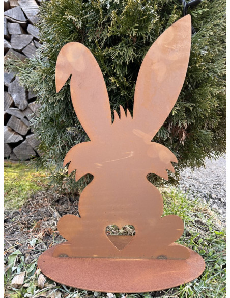 Hasen Hase mit Herz Puschel 40 cm hoch -  Osterdekoration für den Garten Der Edelrost Dekohase mit Herz Puschel ist ein wundersc
