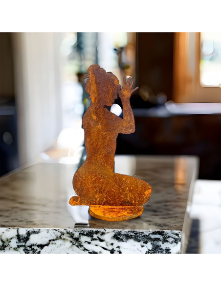 Yoga Deko - Figuren und Statuen mit Yoga und Meditation Positionen Yoga Mädel - Liv - klein - Fersensitz - Vajrasana - auf Platt Yoga Deko - Figuren und Statuen mit Yoga und Meditation Positionen Yoga Mädel - Liv - klein - Fersensitz - Vajrasana - auf Platt