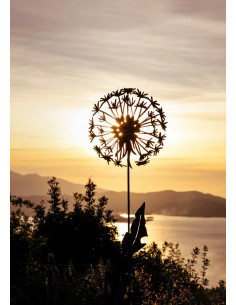 Gartenstecker Deko Pusteblume mit Blättern auf Gartenstecker 
Gesamtlänge ca. 115 cm
Breite 27 cm