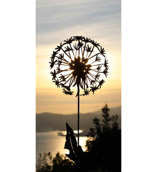 Gartenstecker Deko Pusteblume mit Blättern auf Gartenstecker 
Gesamtlänge ca. 115 cm
Breite 27 cm

