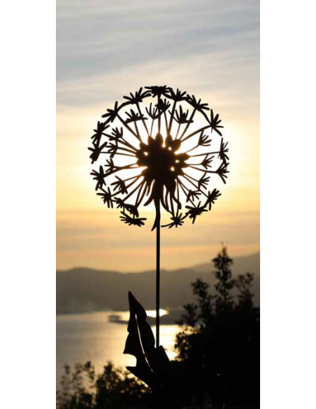 Gartenstecker Deko Pusteblume mit Blättern auf Gartenstecker 
Gesamtlänge ca. 115 cm
Breite 27 cm
