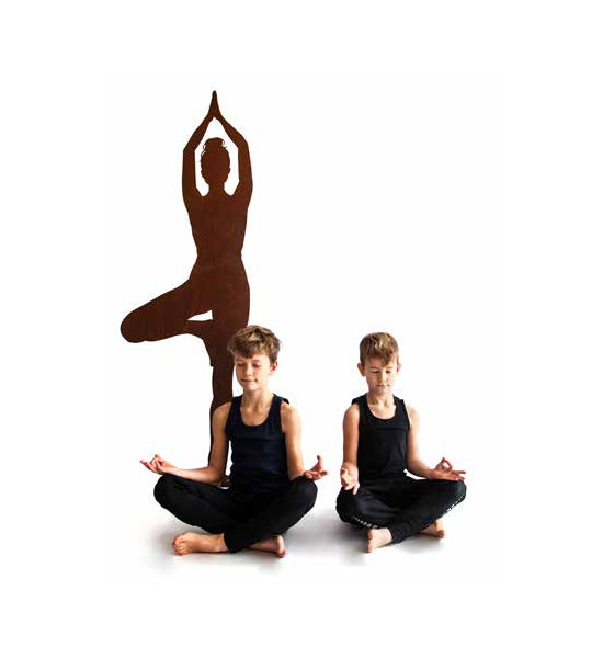 lebensgroße Figuren Yoga Mädel - Eva - gross - Baum Pose - mit Rohr für Platte oder Stab - Höhe 182 cm 
Yoga Mädel Figur "Eva"
