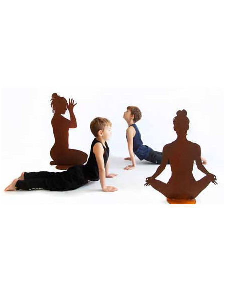 lebensgroße Figuren Yoga Mädel - Svenja - groß - Lotus Pose - auf Platte - Höhe 86 cm 
Yoga Mädel "Svenja" auf Platte
Lotus Po