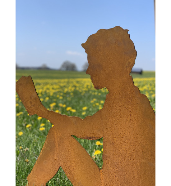Menschen und Silhouetten Dekofigur lesender Mann - Höhe 80 cm - groß 
Höhe 80 cm
Länge 85 cm
aus 3 mm Stahl
