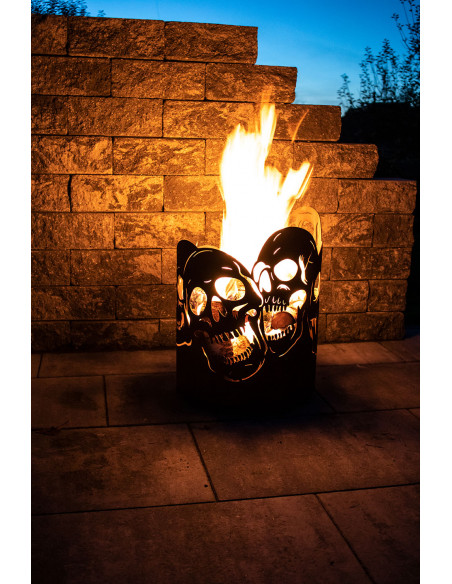 Runder Feuerkorb mit Totenschädeln - Höhe 52 cm