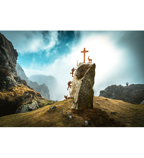 Kleines Deko Bergsteiger Set mit Gipfelkreuz und Gams - zum Stecken