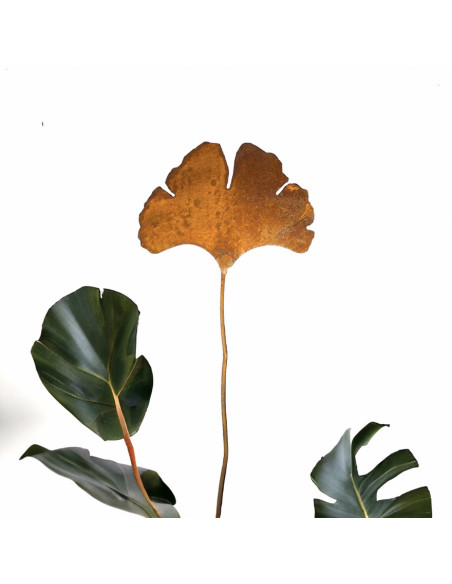 Start Ginkgoblatt als Gartenstecker im 3er Set Die drei Gartenstecker mit dem Ginkgoblatt als Motiv kommt in einem Set.