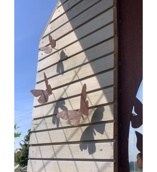 Schmetterlinge Schmetterling an Nagel - Breite 19,5 cm Schmetterling an einem kleinen Stecker.

Breite 19,5 cm
