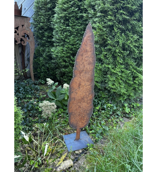 Bäume Edelrost Zypresse mit Schweißrand auf Platte Höhe 80 cm Gr L 
Höhe 80 cm
Baum ca. 20 cm breit
aus massivem 2 mm starkem