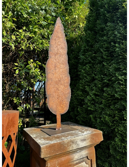 Bäume Edelrost Zypresse mit Schweißrand auf Platte Höhe 80 cm Gr L 
Höhe 80 cm
Baum ca. 20 cm breit
aus massivem 2 mm starkem