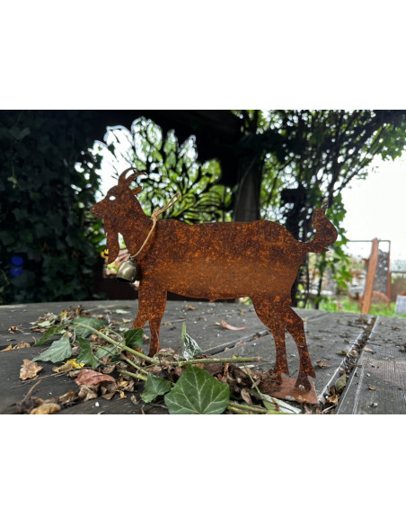 Allgäu Deko Edelrost Ziege mit Glocke 30 cm  - rostige Gaiß schöne Ziege inkl. Glocke auf Platte als Tischdeko, oder für Fenster