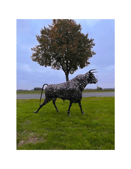 Metallkunst XXL Lebensgroßer XL Deko Stier - Torro - nach oben schauend Länge 290 cm - Höhe 180 cm Lebensgroßer Metall Stier - T
