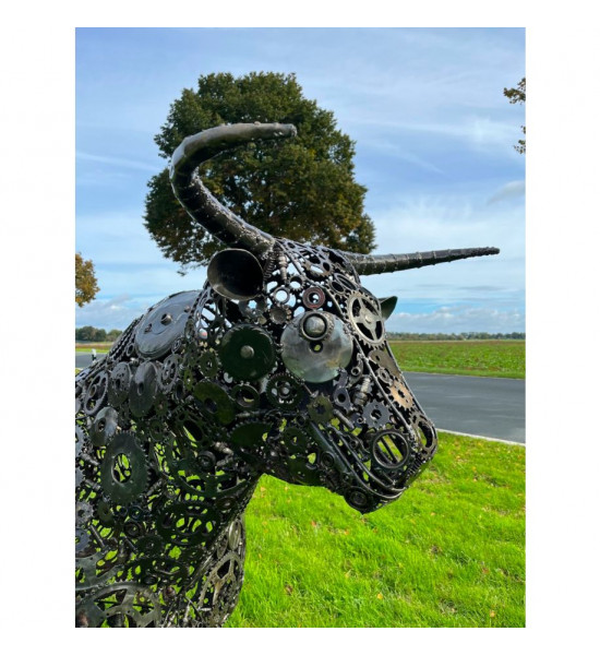 Metallkunst XXL Lebensgroßer XL Deko Stier - Torro - nach oben schauend Länge 290 cm - Höhe 180 cm Lebensgroßer Metall Stier - T