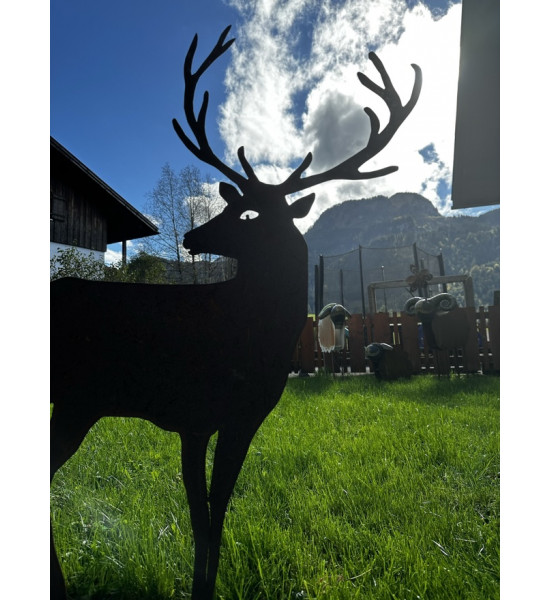 rostige Deko Hirsche und Rehe Deko Hirsch aus Edelrost nach hinten schauend - Höhe 100 cm - auf Standplatte Deko Hirsch aus Edel