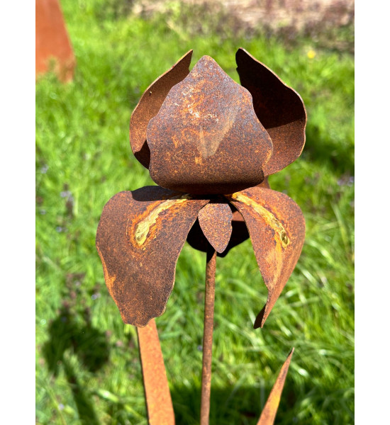 Blumen und Bäume Iris als Gartenstecker mit Goldverzierung - Gesamthöhe 115 cm - Metall Blume 
Gesamthöhe 115 cm
Stab 100 cm
