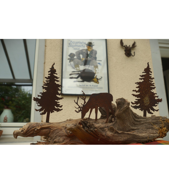 Mini Wald Hirschstecker mini 2 - äsend 
Mini-Hirsch äsend
Höhe: 9cm
Breite:14cm
mit Dornen zum Stecken in Weichholz, Erde, M