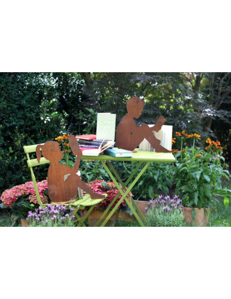 Figur Lesender Junge auf Platte - Höhe 55 cm 
Höhe 55 cm
Breite 55 cm
auf PLatte