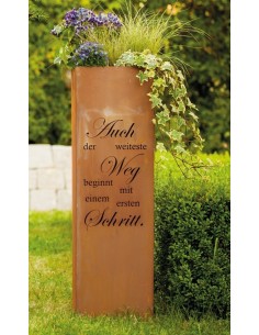 Rostige Pflanzsäule mit Spruch - Auch der weiteste Weg beginnt mit dem ersten Schritt 2
