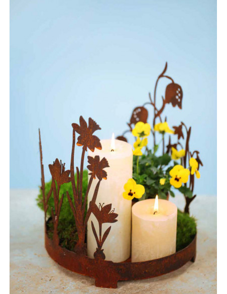 Start Edelrost - Frühlingsblüher Tablett rund - Ø 25 cm dekorative Darstellung von Frühlingsblumen, passend zur Osterzeit.  Die 