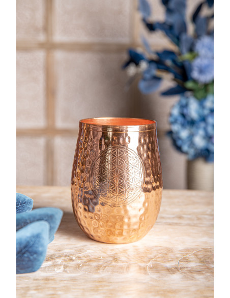 Blume des Lebens Wasserbecher aus Kupfer mit Blume des Lebens - 450 ml Kupfertrinkbecher Blume des Lebens
Die Kombination eines Blume des Lebens Wasserbecher aus Kupfer mit Blume des Lebens - 450 ml Kupfertrinkbecher Blume des Lebens
Die Kombination eines