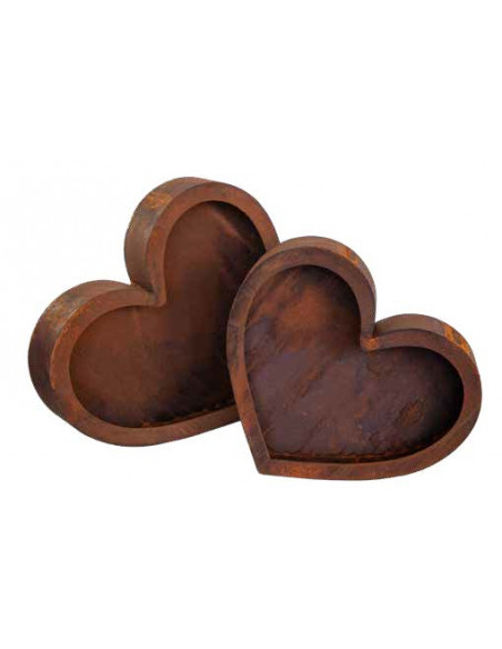 Herzige Dinge - Edelrost Dekoherzen Liegendes rundliches Pflanzherz mit Rand - Breite 43 cm Rundlich liegendes Herz mit Rand
 Herzige Dinge - Edelrost Dekoherzen Liegendes rundliches Pflanzherz mit Rand - Breite 43 cm Rundlich liegendes Herz mit Rand