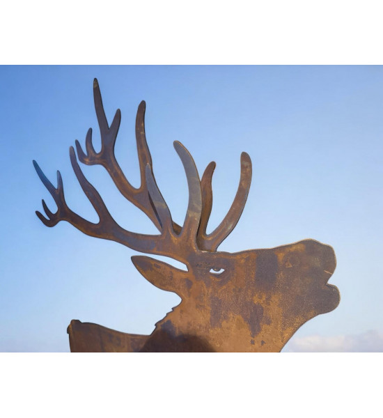 rostige Deko Hirsche und Rehe XL Deko Hirsch - Röhrend - Doppeltes Geweih - 120 cm hoch - mit Steckverbindung 
Der Hirsch hat o