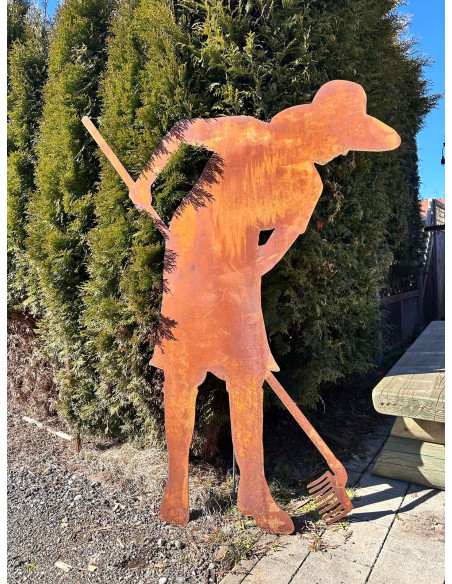 Gärtner Figur Gärtnerin Figur - Flora - mit Rechen - Höhe 175 cm Die lebensgroße Gärtnerin Figur Flora ist die weibliche Ergänzu