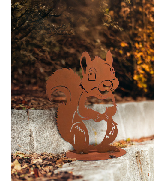 Eichhörnchen Backenhörnchen Chipsie - 32 cm hoch 
Höhe: 32 cm
Breite: 24 cm


Chipsie, das flinke Backenhörnchen
Hoch im W