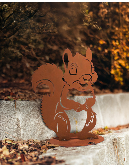 Eichhörnchen Backenhörnchen Chipsie - 32 cm hoch 
Höhe: 32 cm
Breite: 24 cm


Chipsie, das flinke Backenhörnchen
Hoch im W