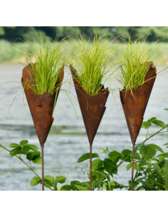 Rost Metalltüte 30 cm hoch auf Stab - Gartenfackel und Pflanztüte 2